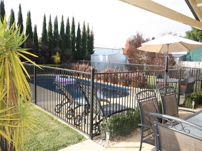 9 High Street, Rochester VIC 3561