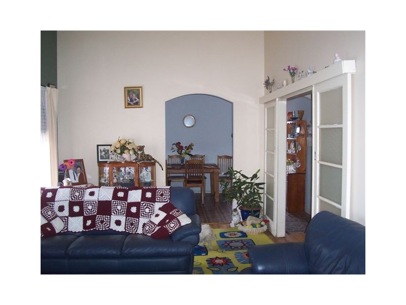 39 Navarre Road, St Arnaud VIC 3478