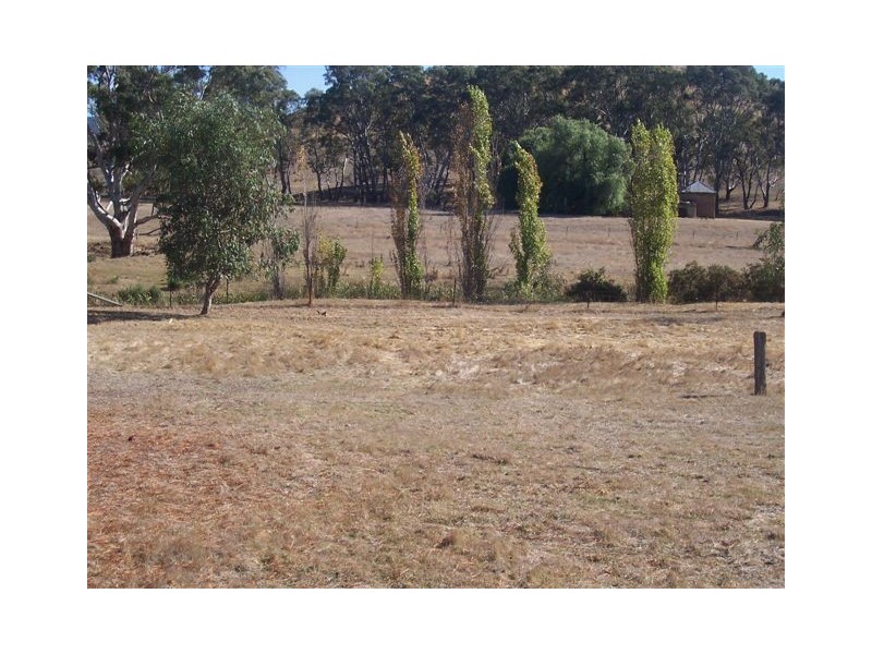 Lot 7 Pyrenees Highway, Amphitheatre VIC 3468