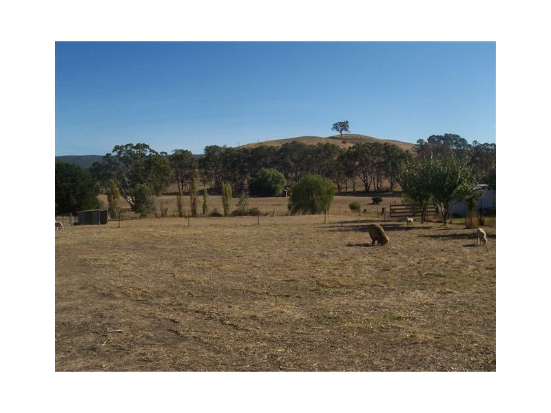 Lot 7 Pyrenees Highway, Amphitheatre VIC 3468