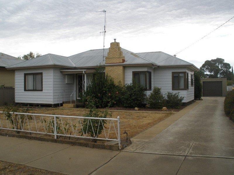 36 Northcote Street, Rochester VIC 3561