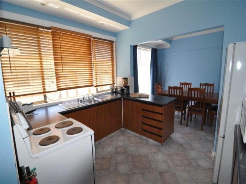 17 Silvermines Road, St Arnaud VIC 3478