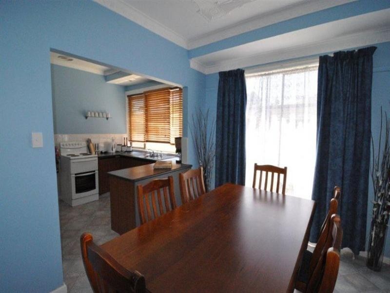 17 Silvermines Road, St Arnaud VIC 3478