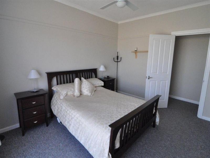 17 Silvermines Road, St Arnaud VIC 3478