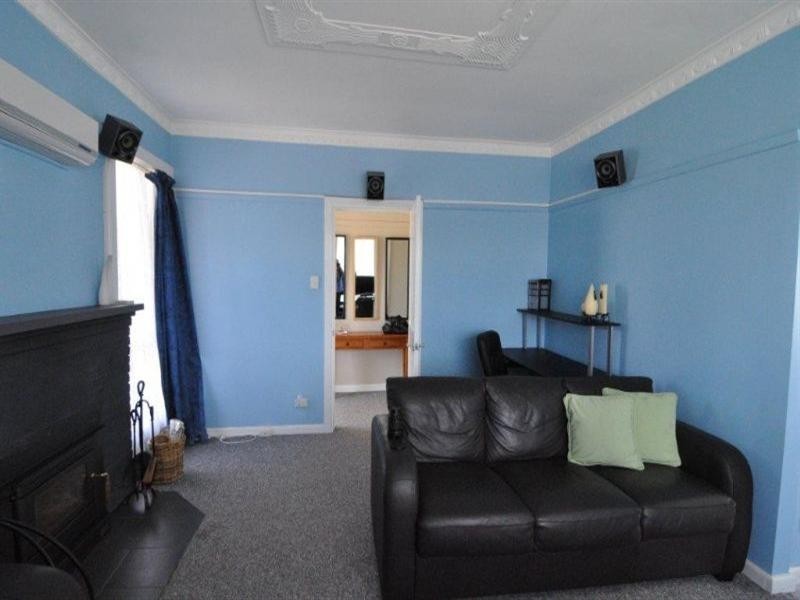 17 Silvermines Road, St Arnaud VIC 3478