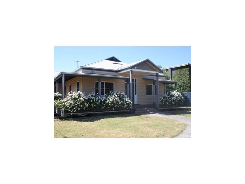 41 Echuca Road, Rochester VIC 3561