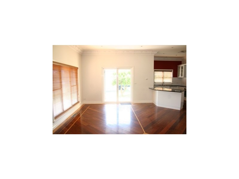 41 Echuca Road, Rochester VIC 3561