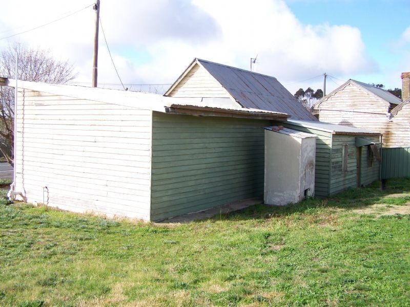 24 High Street, Wedderburn VIC 3518