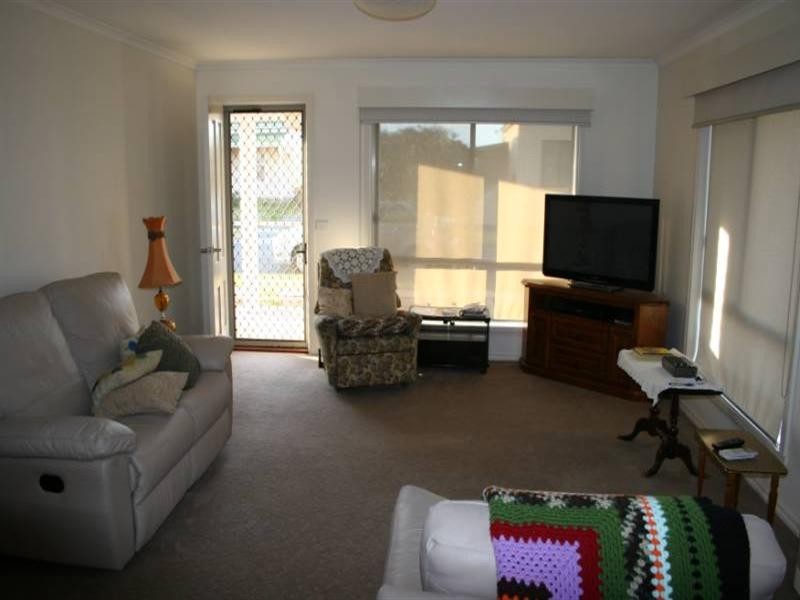 15 Dawson Street, Rochester VIC 3561