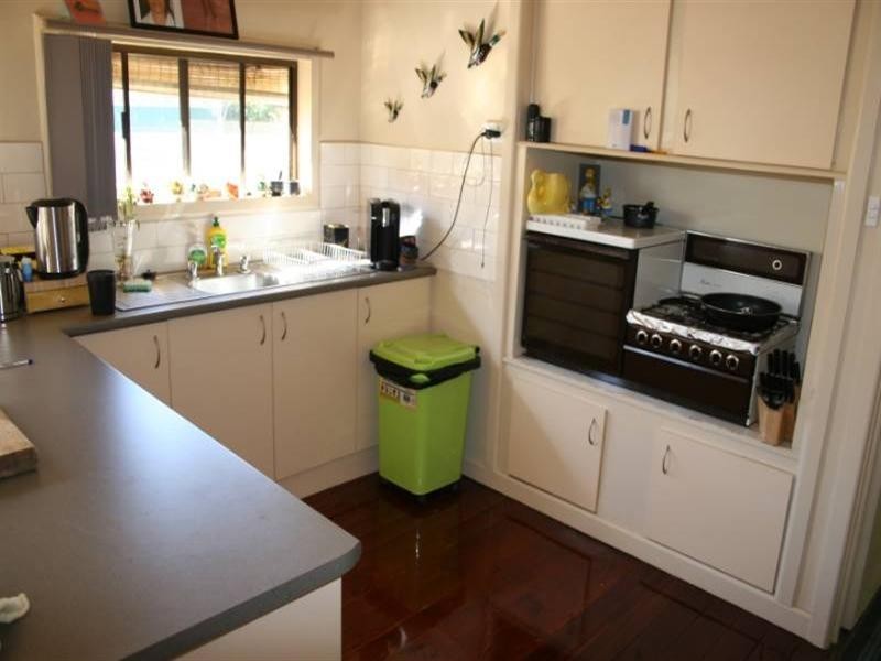 11 Edward Street, Rochester VIC 3561