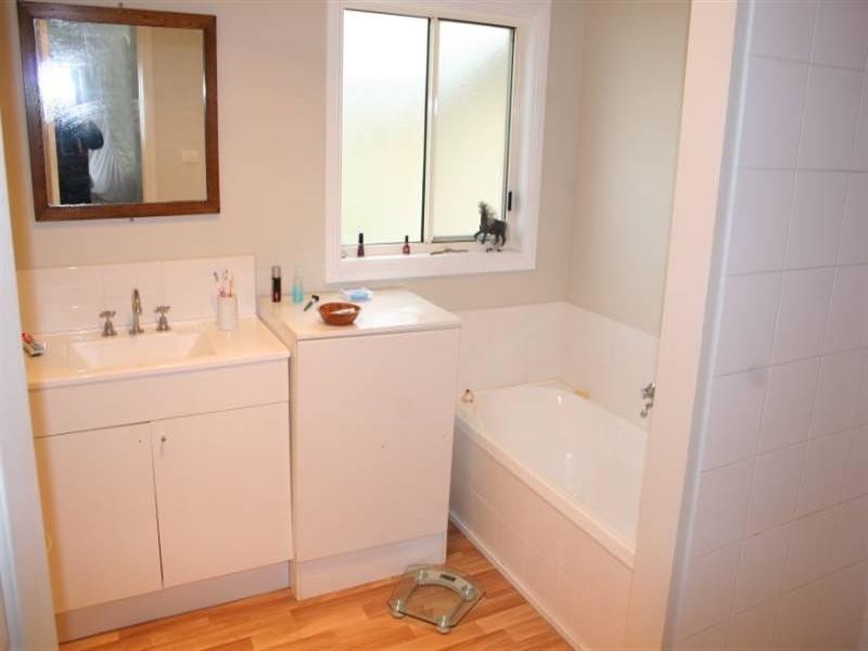 70 Victoria Street, Rochester VIC 3561