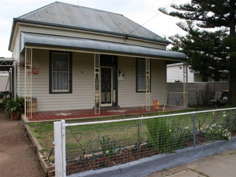 70 Victoria Street, Rochester VIC 3561