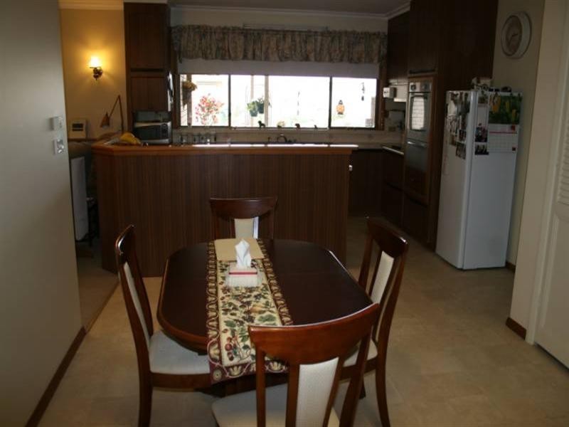 71 Northcote Street, Rochester VIC 3561