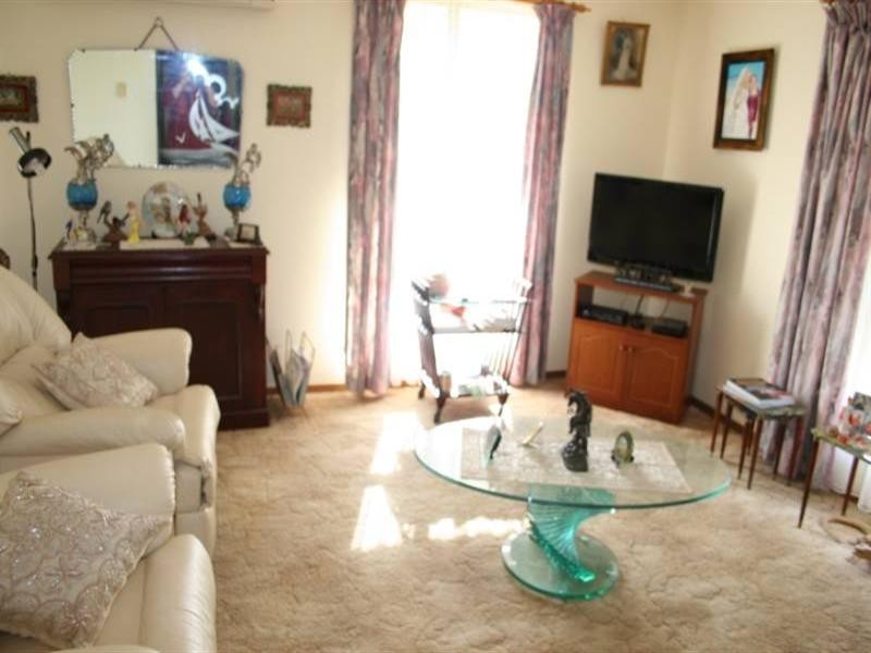 1-17 Fraser Street, Rochester VIC 3561