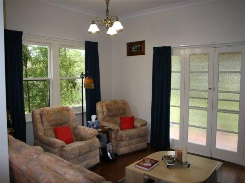 9 Edward Street, Rochester VIC 3561