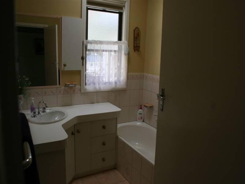 86 Victoria Street, Rochester VIC 3561