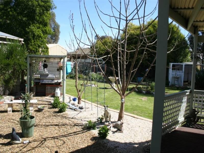 86 Victoria Street, Rochester VIC 3561