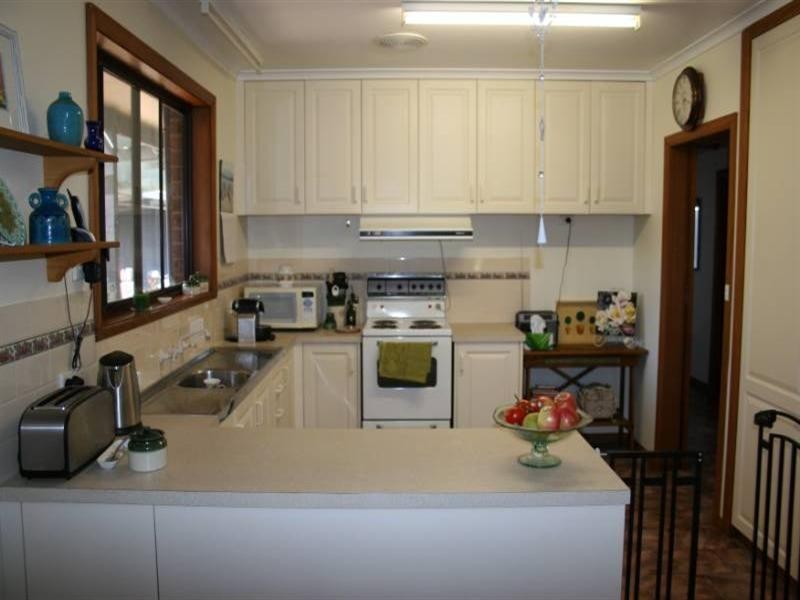 3 William Street, Rochester VIC 3561