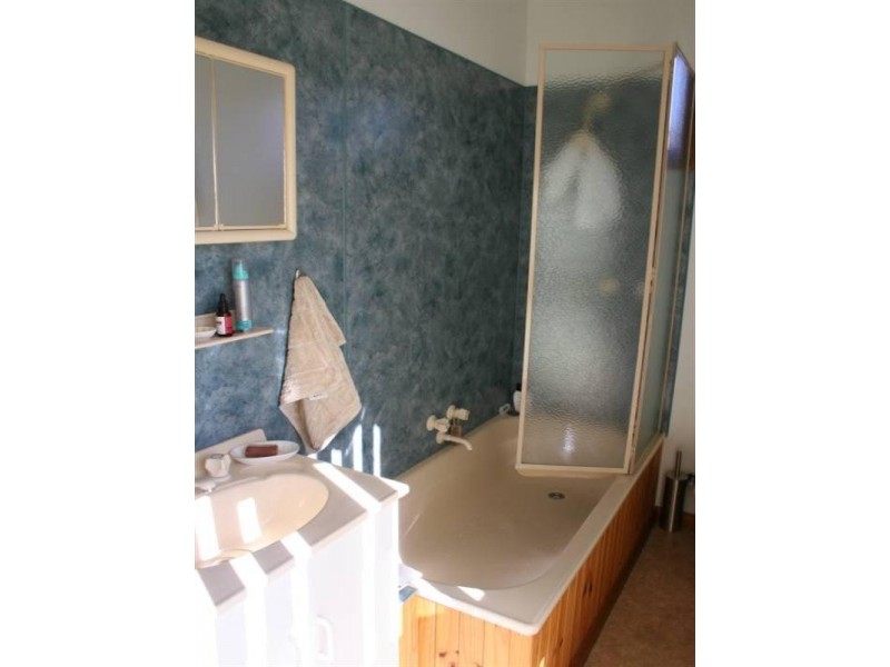 3 William Street, Rochester VIC 3561