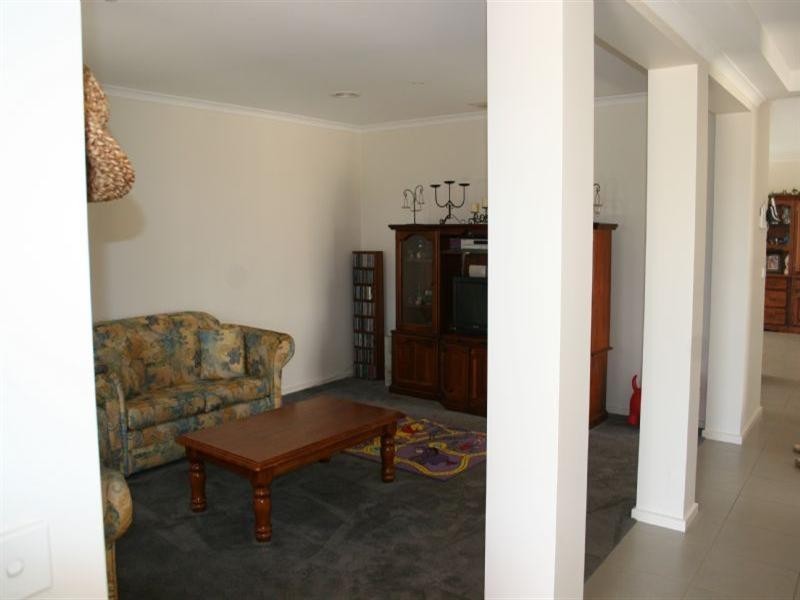 11 Francis Street, Rochester VIC 3561