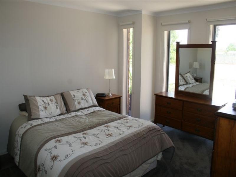 11 Francis Street, Rochester VIC 3561