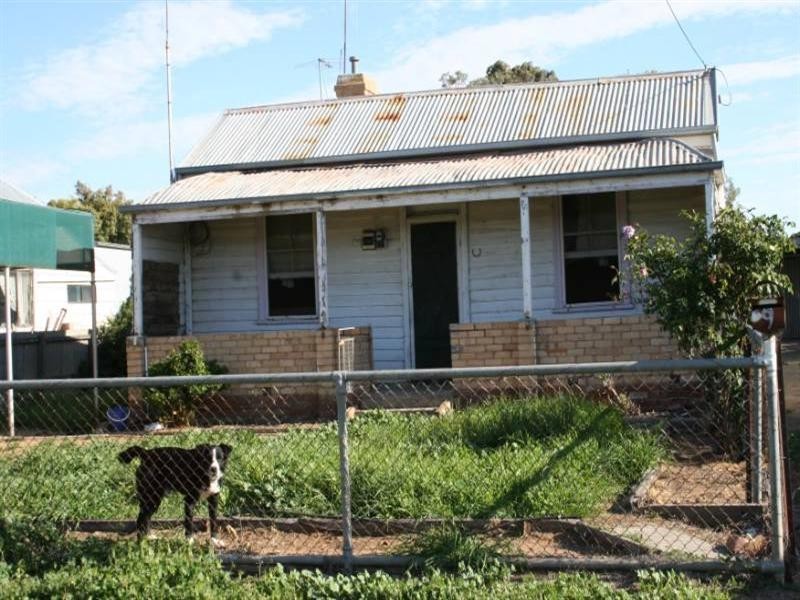 9 George Street, Rochester VIC 3561