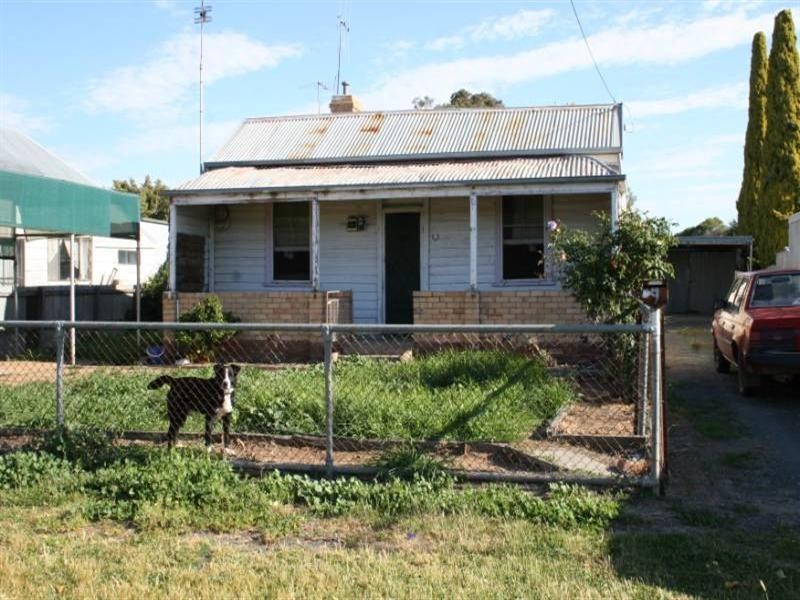 9 George Street, Rochester VIC 3561