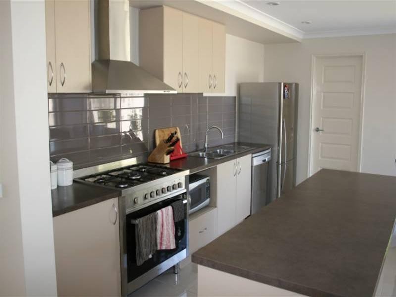 33 Diggora Road, Rochester VIC 3561