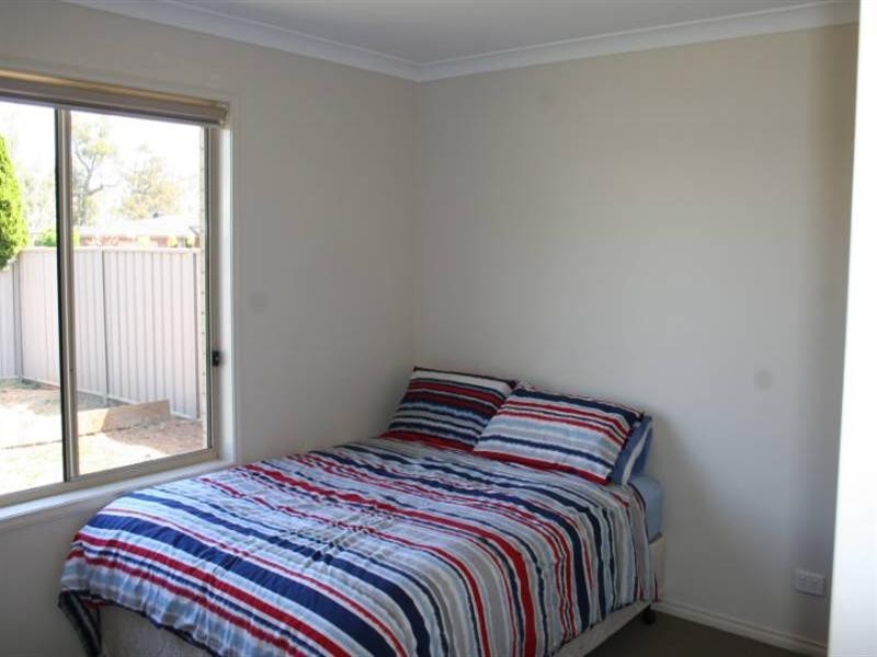 33 Diggora Road, Rochester VIC 3561