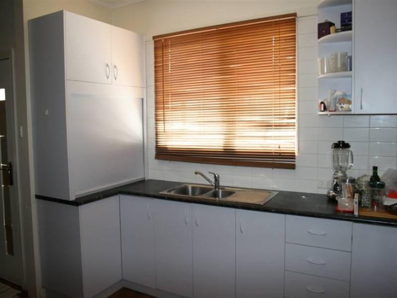 43 McKenzie, Rochester VIC 3561