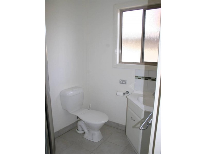 43 McKenzie, Rochester VIC 3561