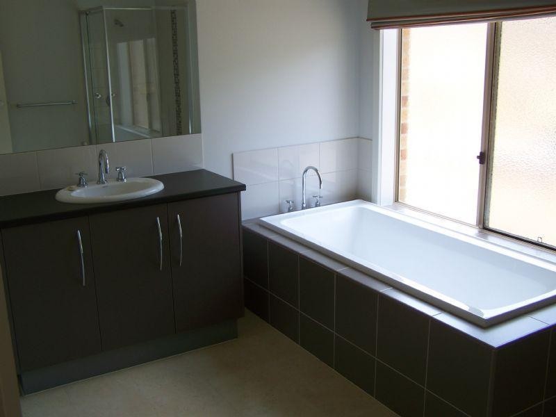 45 Hospital Street, Wedderburn VIC 3518