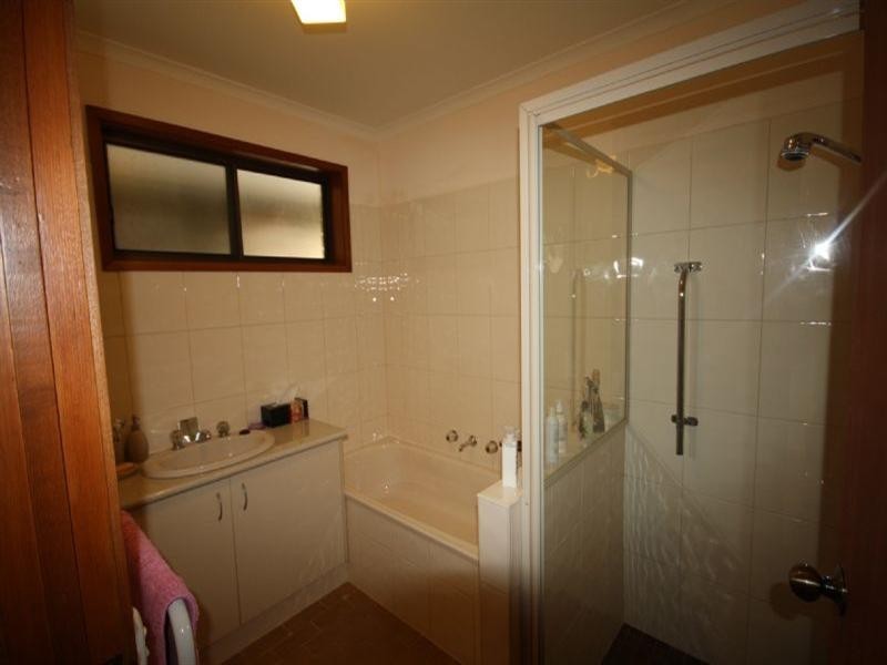 2/29 Mackay Street, Rochester VIC 3561