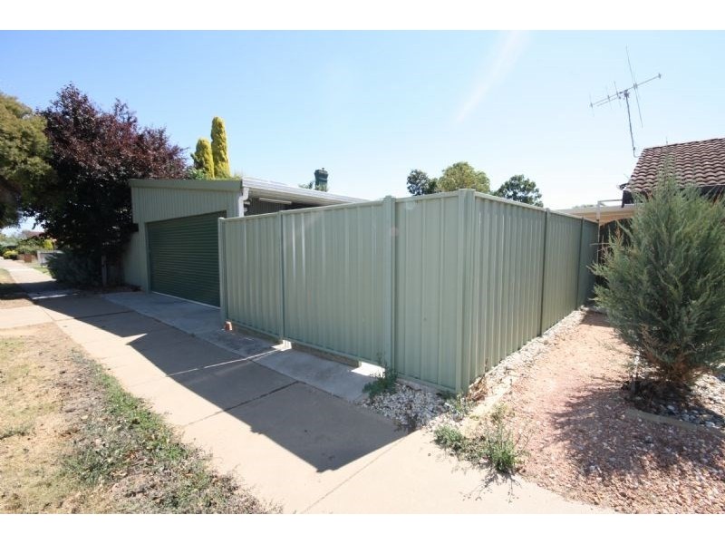 1-3 Phillip Street, Rochester VIC 3561