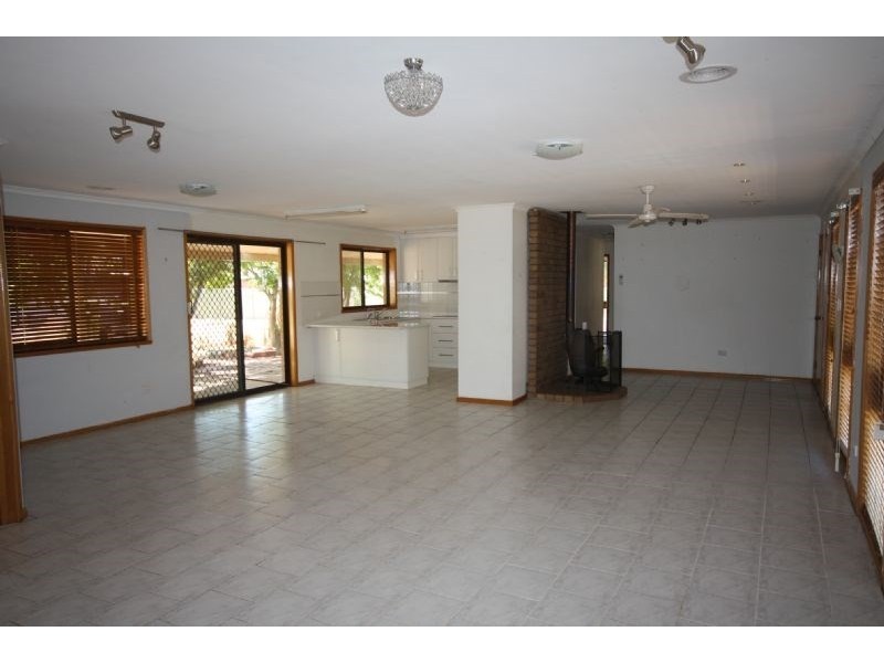 1-3 Phillip Street, Rochester VIC 3561