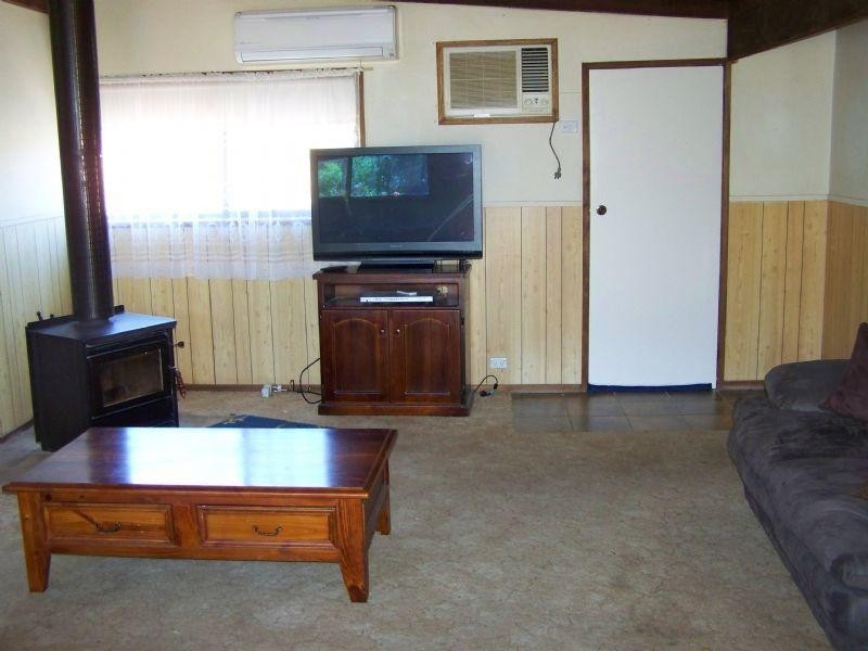 23 Teddington Road, Stuart Mill VIC 3478