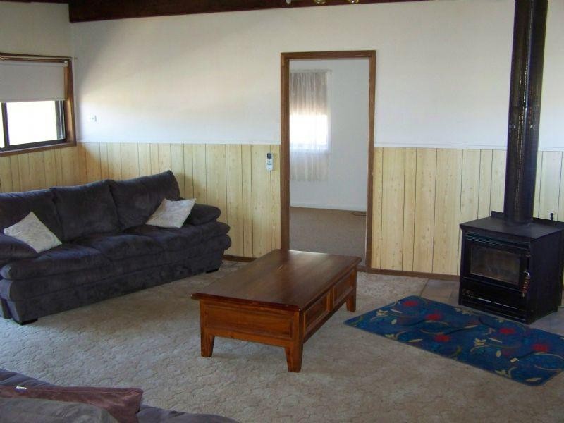 23 Teddington Road, Stuart Mill VIC 3478