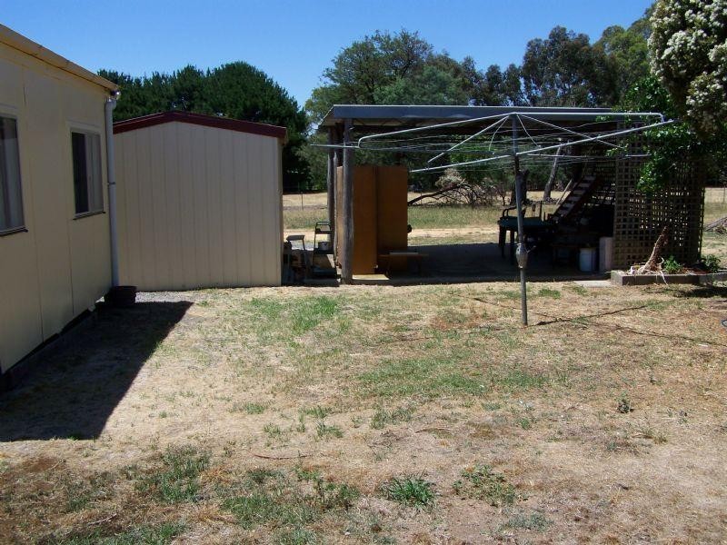 23 Teddington Road, Stuart Mill VIC 3478