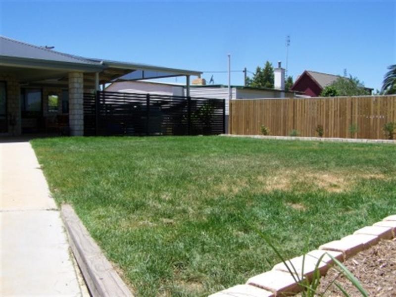 31 Canterbury Street, St Arnaud VIC 3478