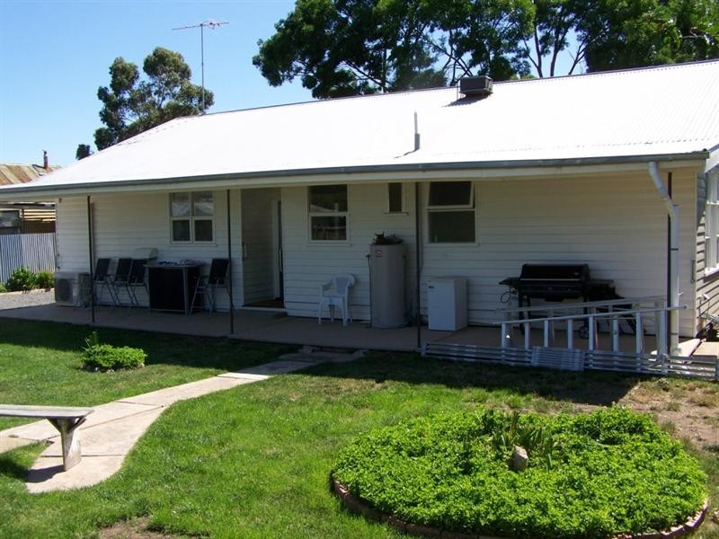 7 McLennan Street, Marnoo VIC 3387