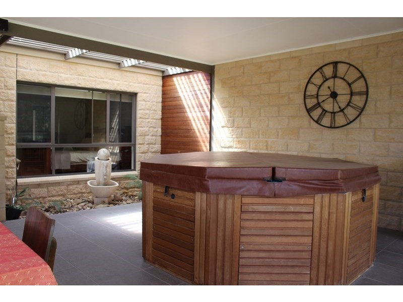 36 Cohen Street, Rochester VIC 3561