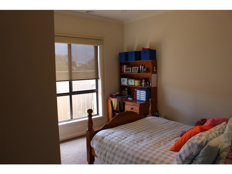 36 Cohen Street, Rochester VIC 3561