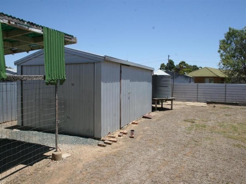 34 Hopetoun Street, Rochester VIC 3561