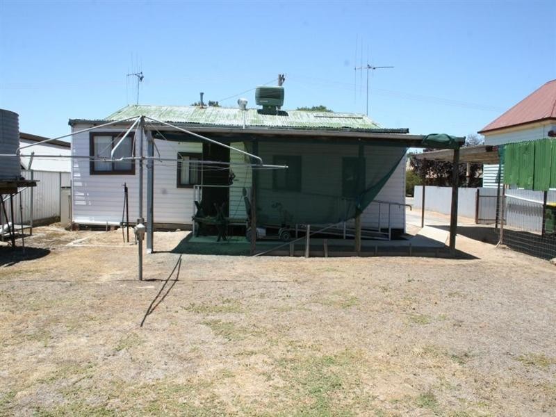 34 Hopetoun Street, Rochester VIC 3561