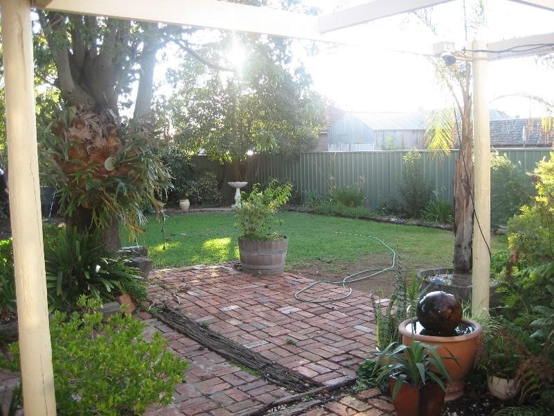 16 Echuca Road, Rochester VIC 3561