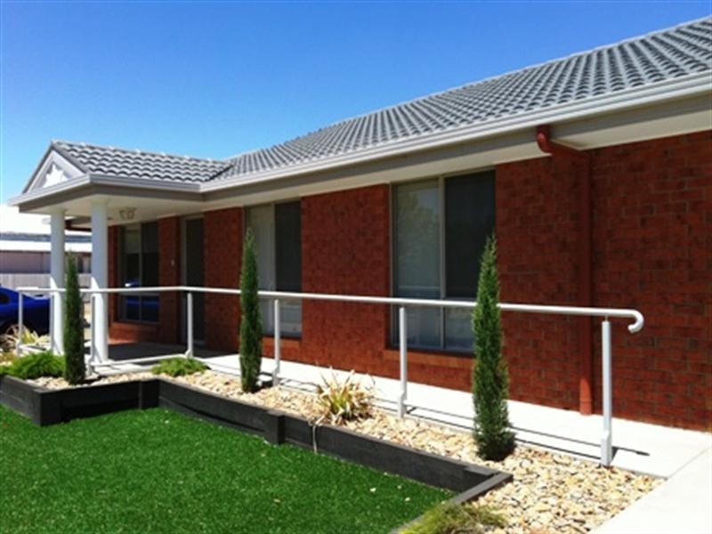 1/15 Dawson Street, Rochester VIC 3561