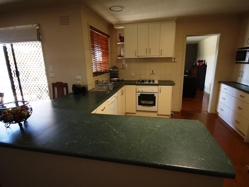 55 Queen Street, Rochester VIC 3561