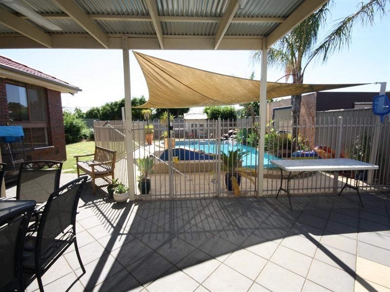 55 Queen Street, Rochester VIC 3561