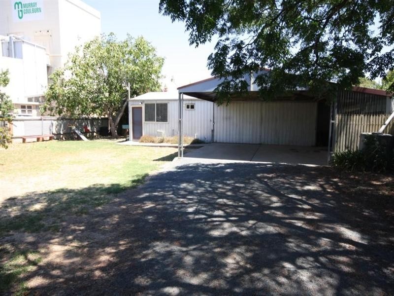 102 Mackay Street, Rochester VIC 3561