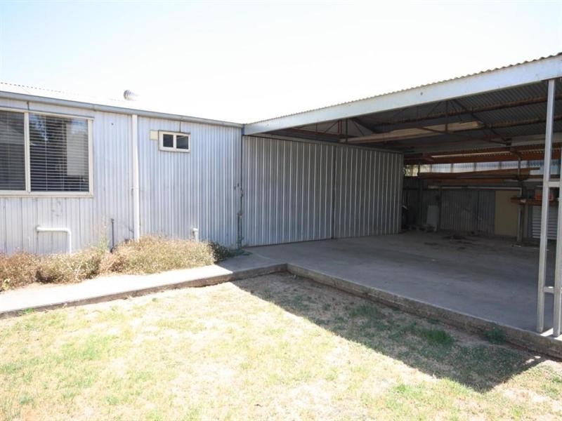 102 Mackay Street, Rochester VIC 3561
